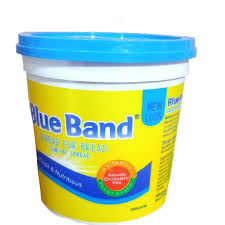 BLUE BAND LOW FAT SPREAD 900G