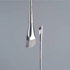 FOUNDATION BRUSH WITH IRON STANLESS