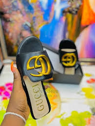 GUCCI LADIES SLIPPERS BLACK