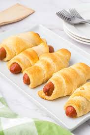 PRICELESS HOT DOG SNACKS
