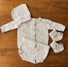 KNITTED 4 IN 1 NEWBORN BABY SET