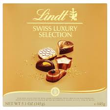 LINDT SWISS LUXURY CHOCOLATE 145G