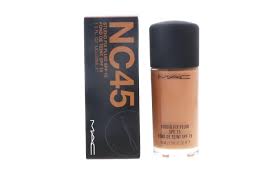 MAC STUDIO FIX FOUNDATION NC45