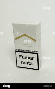 MARLBORO GOLD LAS AUTORIDADES