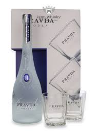 PRAVDA VODKA WITH GLASS