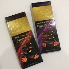TUDOR GOLD ALMOND DARK CHOCOLATE